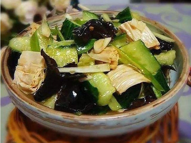 腐竹拌芹菜|“它”就是“浓缩后的豆浆”，营养成分是鸡蛋好几倍，错过太亏了