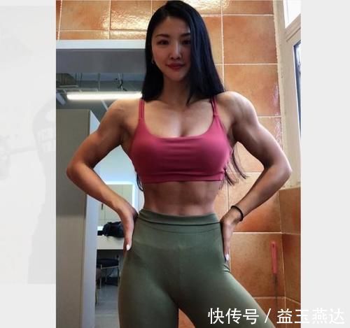 妹子|中国妹子拿下比基尼冠军，只用三个月，还用手臂夹碎苹果