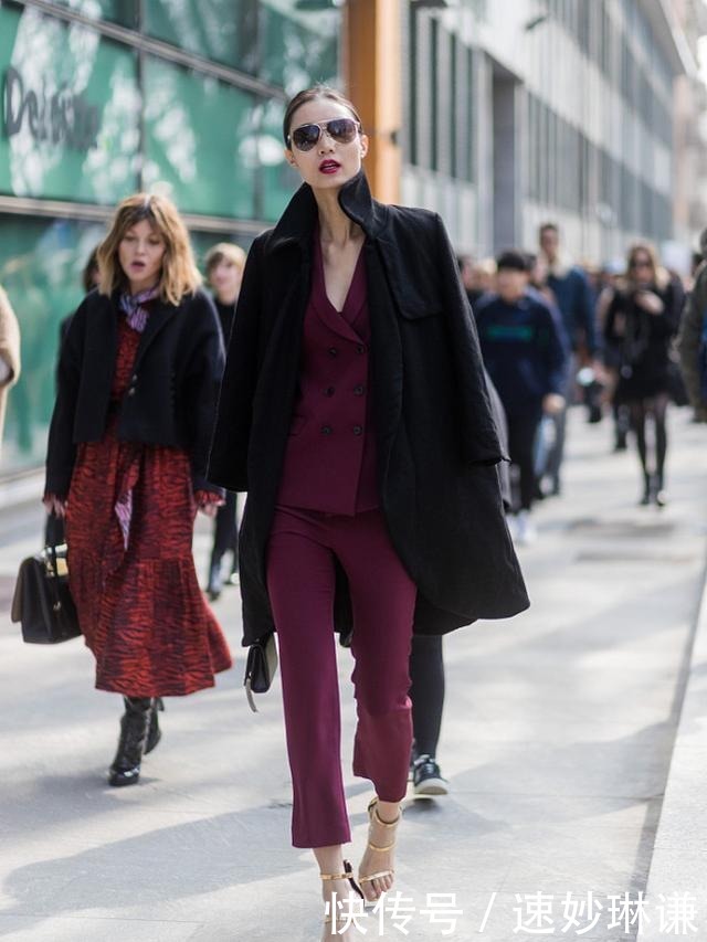 高级|有品位的女人,秋冬更爱穿大衣+长裤,知性优雅又时尚高级