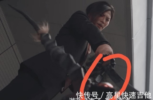 伽古拉|奥特曼伽古拉离开,有谁注意到他剑上的军牌心结终于被解开