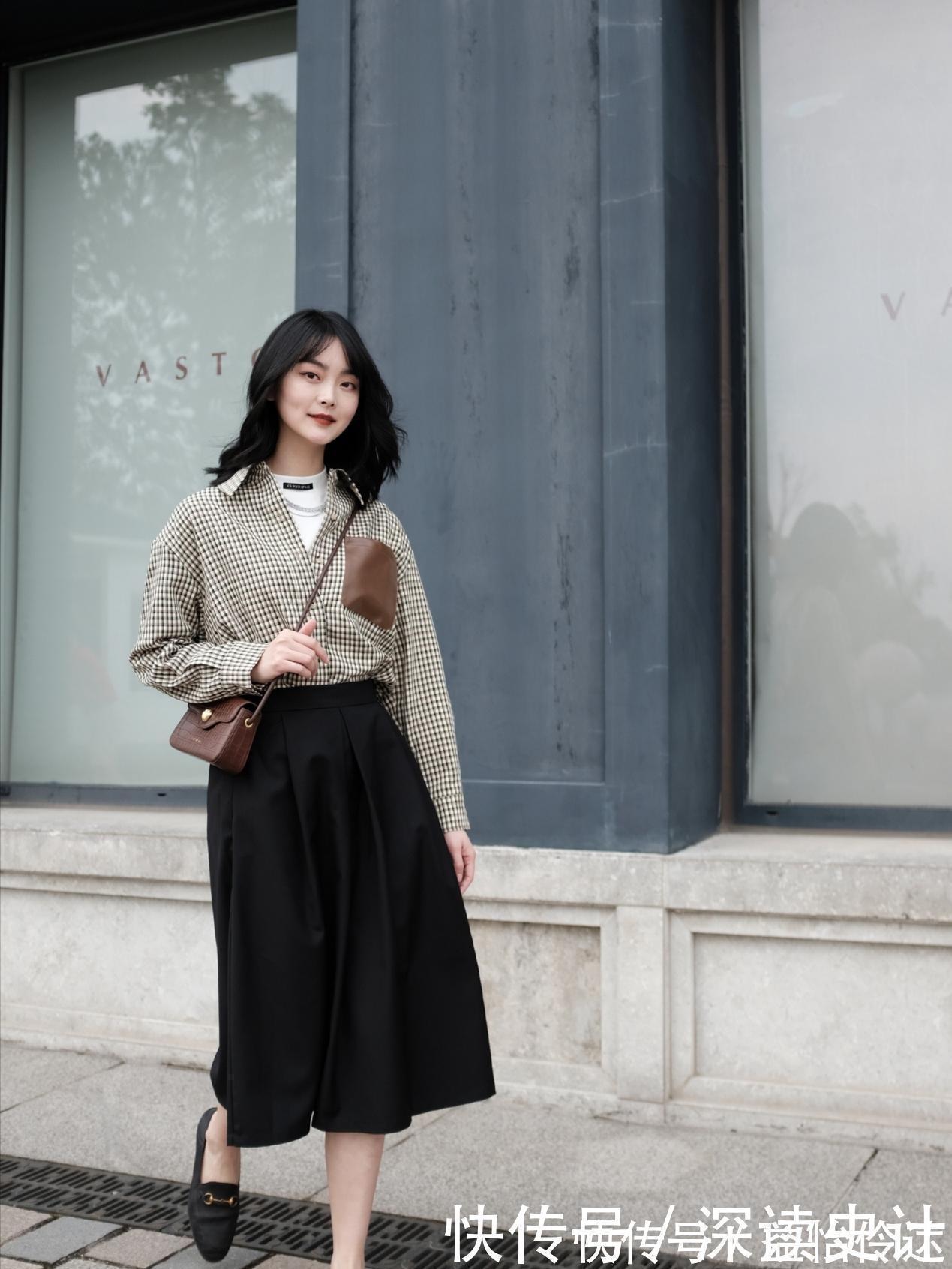 黑色 今春流行“衬衫+黑色半身裙”搭配,减龄时尚优雅,精致显瘦高级