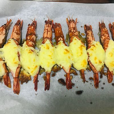 芝士焗黑虎虾