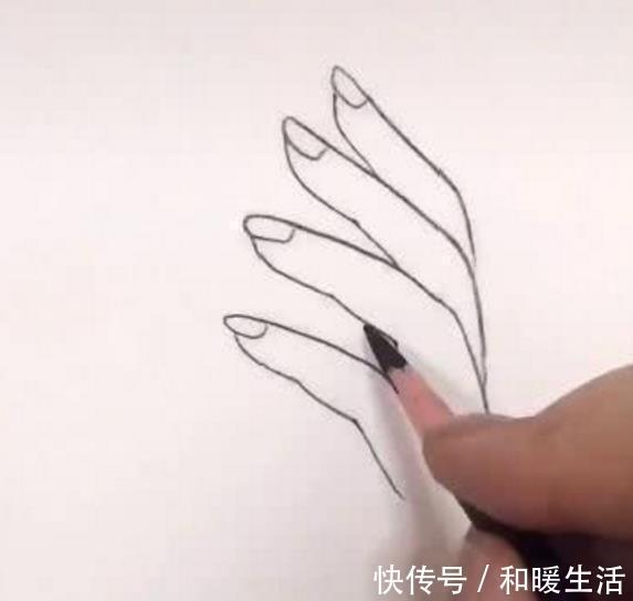 美术生@美术生在纸上画“4个9”,开始以为糊弄人,成品出来学会撩妹