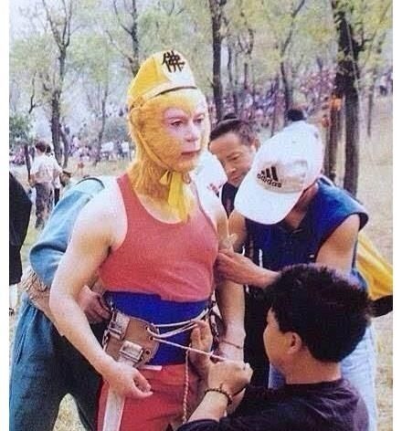 威亚$实话讲,我们已经很难再看到《西游记》这只猴子了,这位齐天大圣
