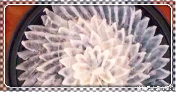 日本大厨挑战中国刀功,鱼片切透明,中国厨师:只是雕虫小技罢了