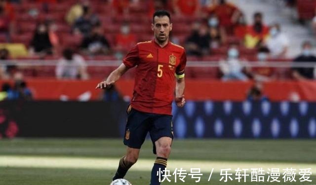 科曼|把布斯克茨放入替补席,科曼当初不敢,哈维现在更不敢