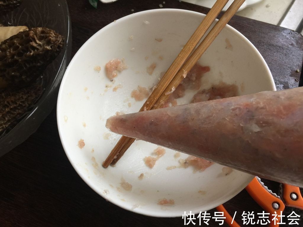 脂褐质|天热,吃肉不如吃此菜,虽然有点贵,但是对身体很好,鲜美又营养