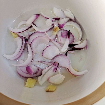 金针菇牛肉条|炖金针菇牛肉条