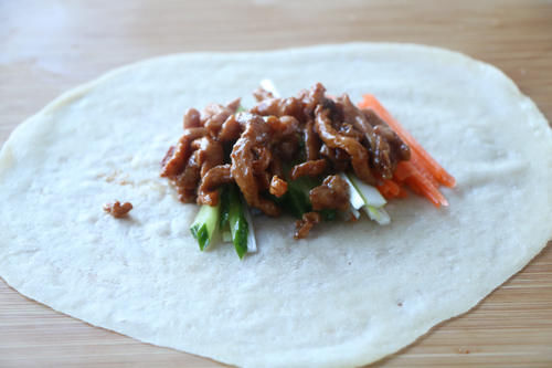 早餐别吃煎饼了，试试这款，有菜有肉，营养丰富，好吃不上火