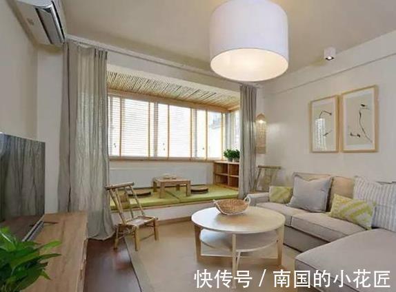 家装|客厅阳台改造成榻榻米,看了朋友家的新房装修,后悔我家装早了