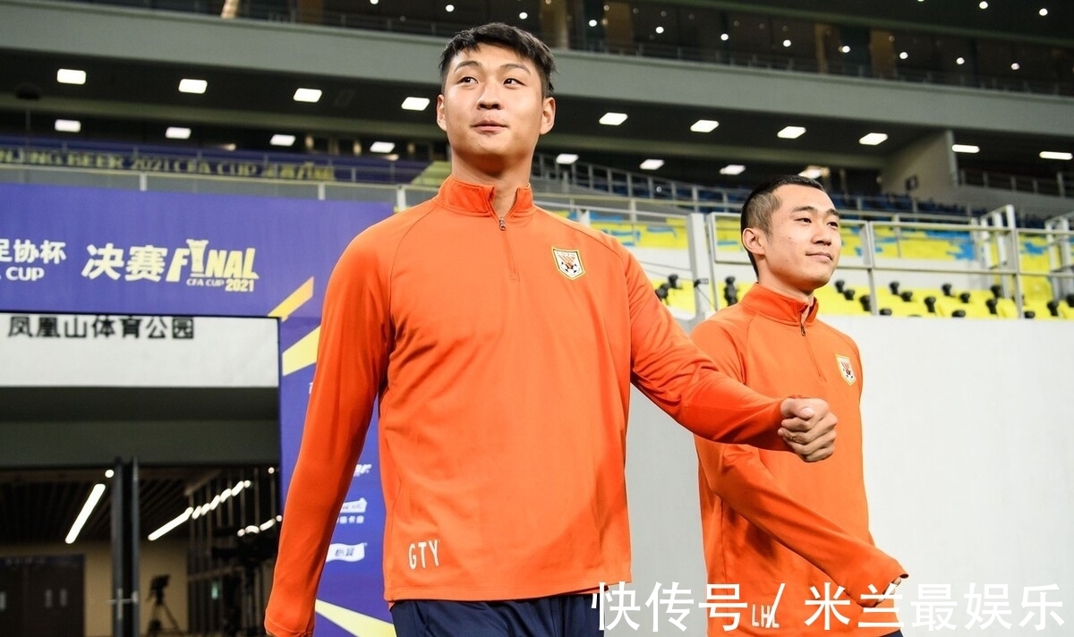 李霄鹏|中超山东泰山队有重要决定!郝伟有点麻烦,国足李霄鹏或成大赢家