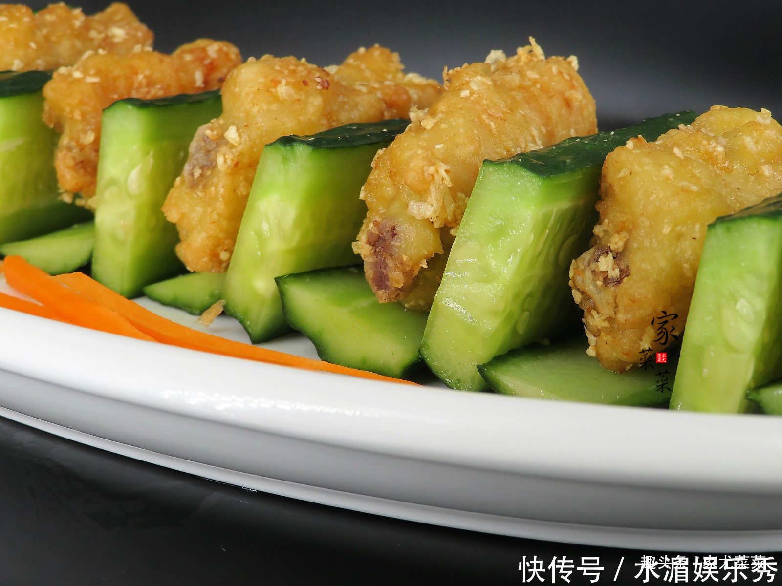 蒜香排骨|排骨别老炖汤,教你新做法,不用炸不用卤,加1个鸡蛋,上桌扫光