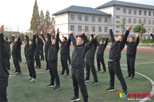 山区|凝神聚力抓质量操舞比赛展风采——铜山区郭集中学教职工操舞比赛