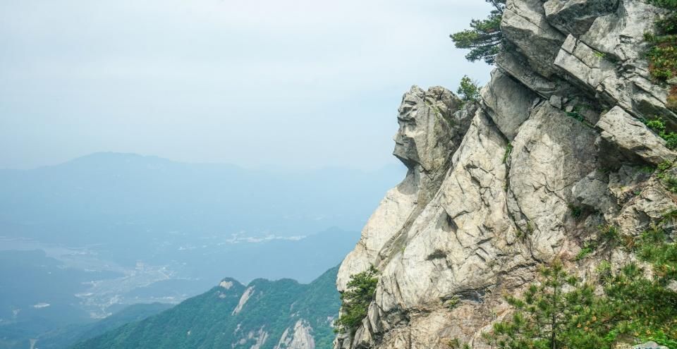 人间叫“天堂”的地方，不在苏杭，而在皖西，还可以一脚踏两省