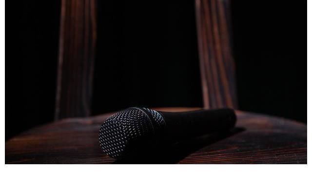 李誕|追完脫口秀大會4的更新，暴富有了新思路