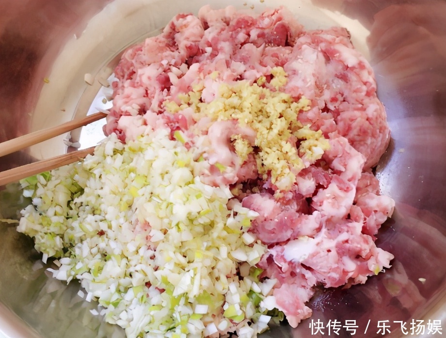 萝卜馅饺子,有人加盐腌有人焯水教你正确做法,饺子馅太香了