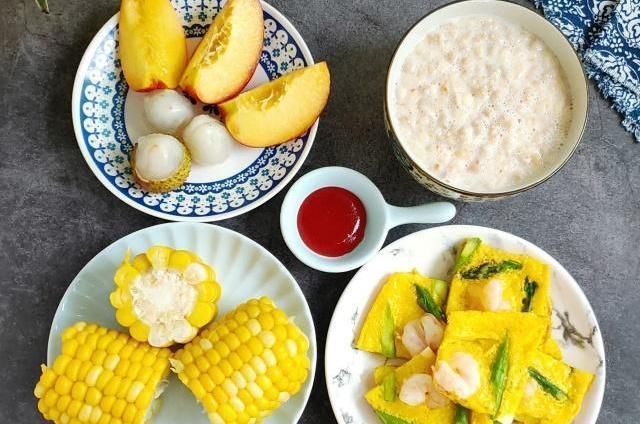 早餐|宝妈们别再给宝宝吃这3种糊弄式早餐,阻碍智力发育,还不长个