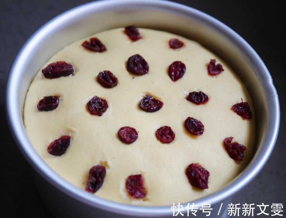 自从学会玉米面这个做法，我家隔三差五吃一次，粗粮细作营养健康