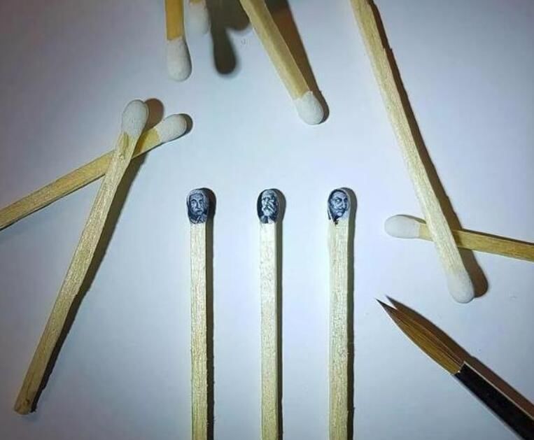 位国外|外国艺术大师真厉害,火柴上画爱因斯坦网友放大10倍,好神奇