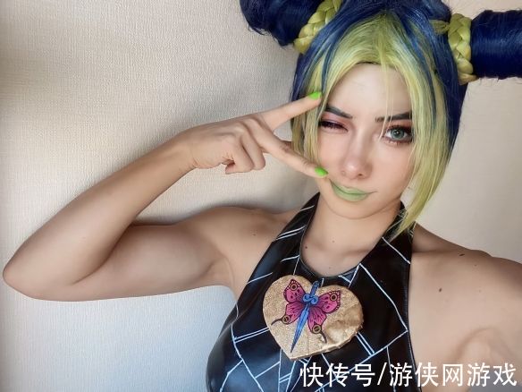 coser|美女推主Cos空条徐伦完美还原JoJo立！身材线条太完美