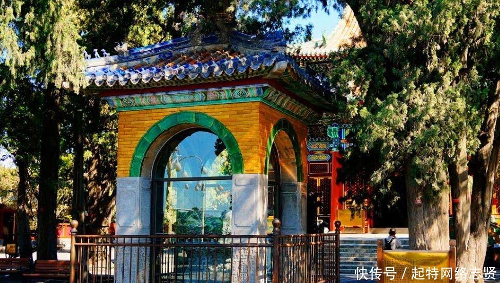 打造|中国镇国玉器之首:用7千斤玉石打造,却一度被僧侣当成了咸菜缸