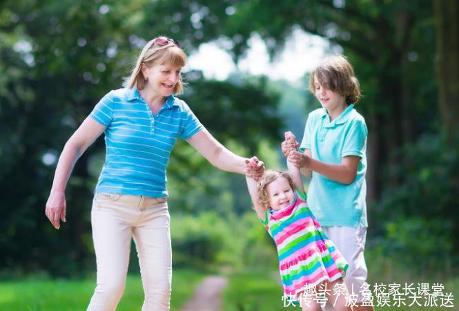 为人父母|二胎家庭中，父母一定要做好3点，会让孩子受益一生