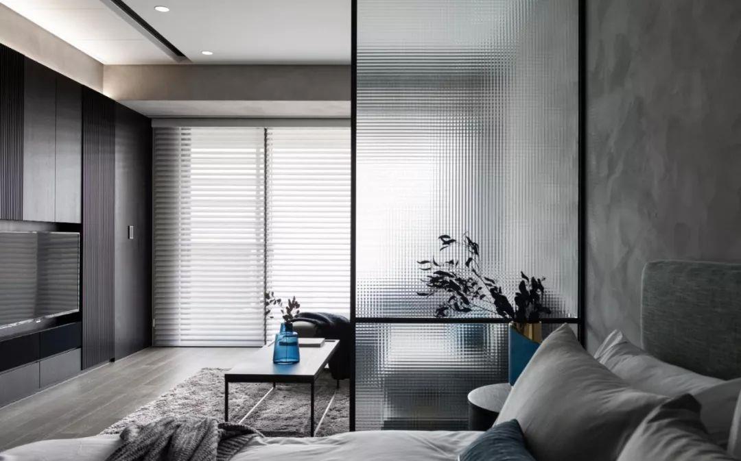 木格栅|房子那么小还砌什么墙?挤爆了!现在别人家小户型都这样做隔断!