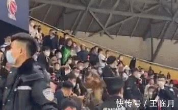 篮板|火爆!辽粤大战3人被驱逐,韩德君被威姆斯打出血,球迷拳击保安