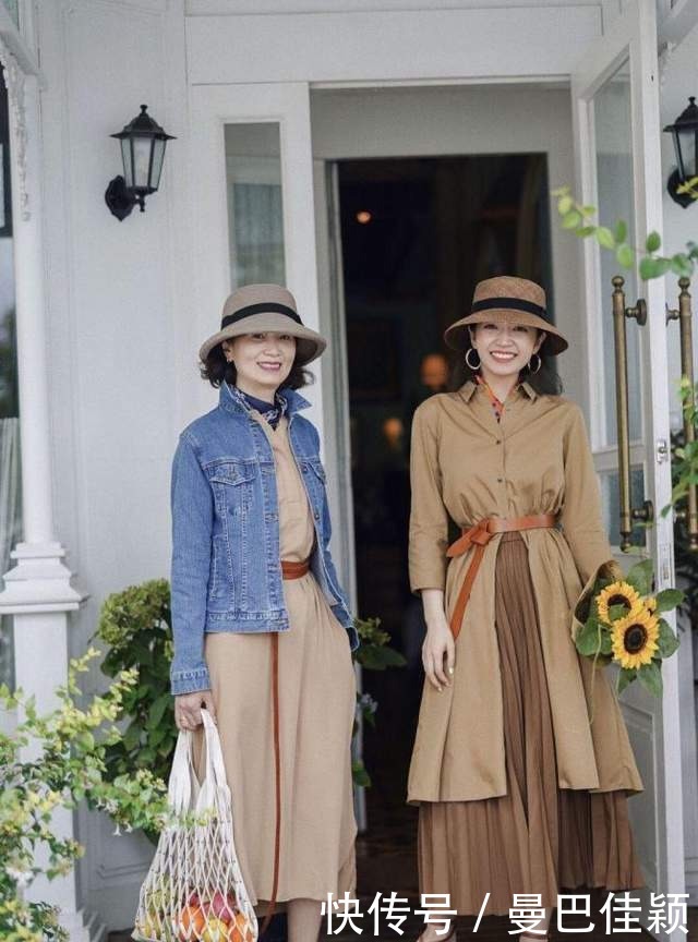 女性|中年女性把小黑裤扔了吧!跟着三木妈妈这样穿,减龄还优雅