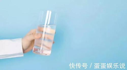 睡眠时间|糖尿病,会出现“1降1白3多”的提示,做好3件事,血糖慢慢降