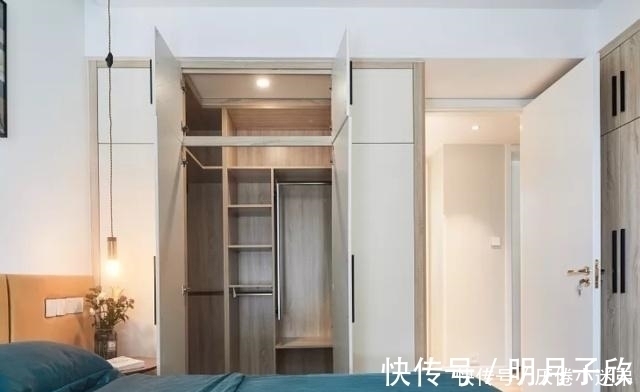衣帽间|越来越多人装修做减法,客厅不要电视墙,这么装住三代人也不过时