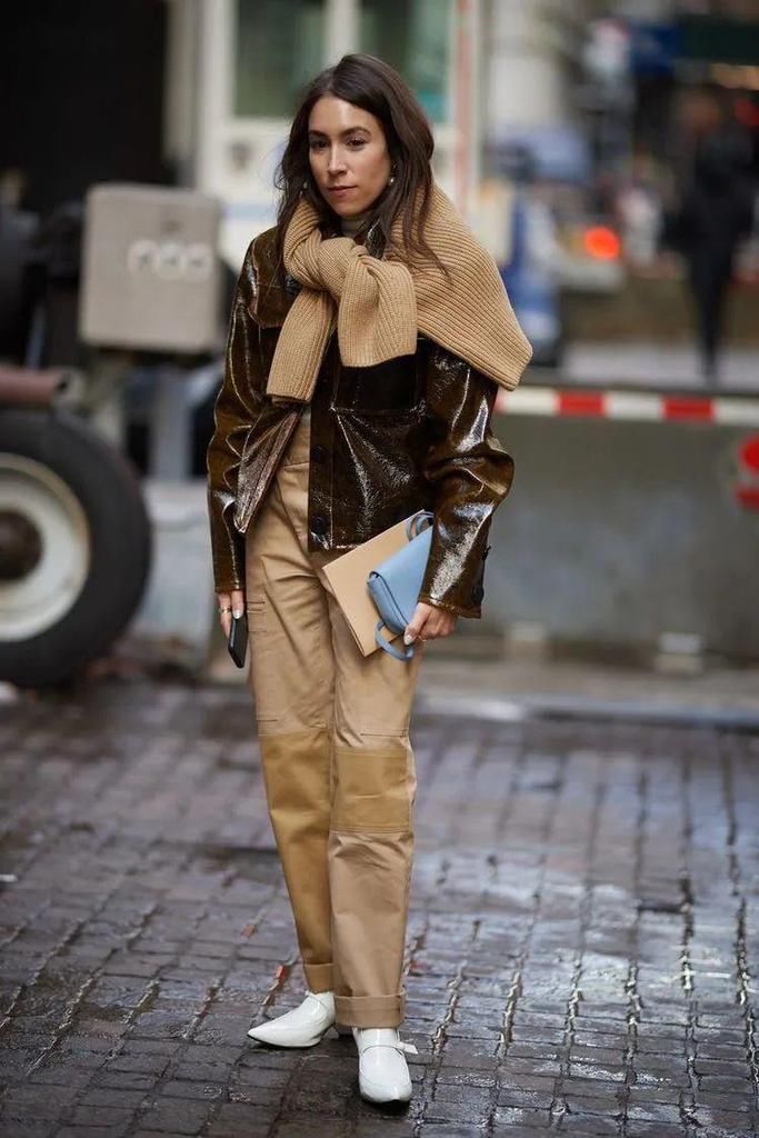  戴起来|天冷了，大围巾戴起来！