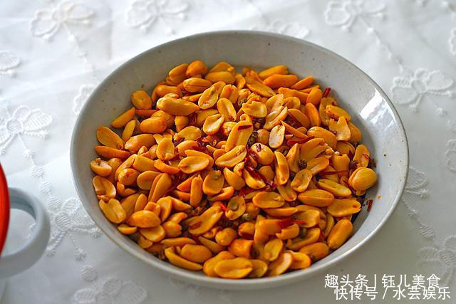 生日,简单做了四道菜,晒完美食后,闺蜜是亲闺女