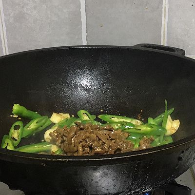 小炒牛肉