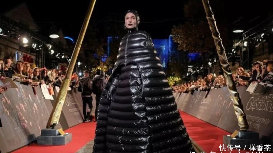 时尚|UGG上新“帐篷”羽绒服,设计师请开始表演,原谅我不懂时尚!