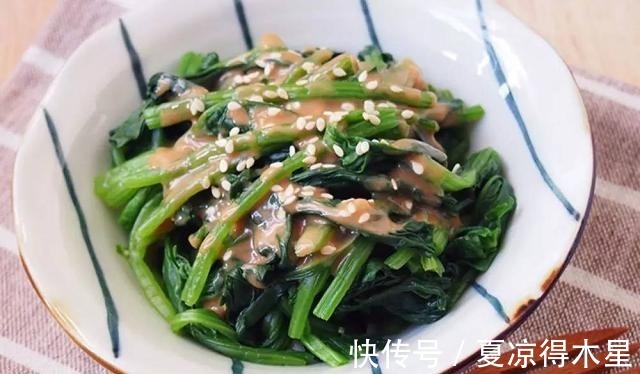 菠菜|菠菜这样做，营养丰富，美味不涩口，10分钟就能搞定！