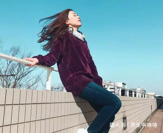 空姐|美女空姐因美照走红网络，身姿曼妙，坦言健身成就了自己