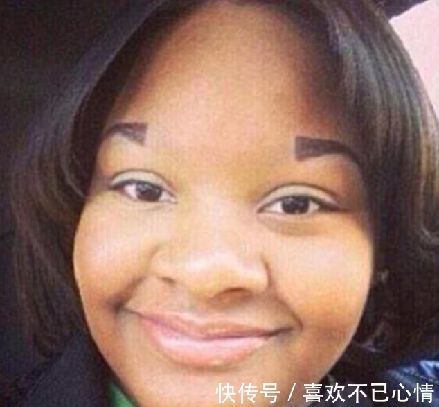 细眉|为了追求独特美,这些女孩在自己的眉毛上拼了