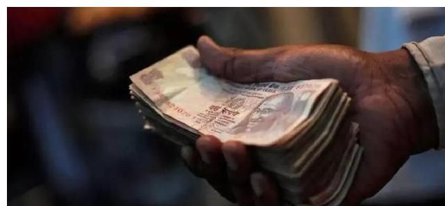 印度哪来的钱?动不动几十亿美元买装备,