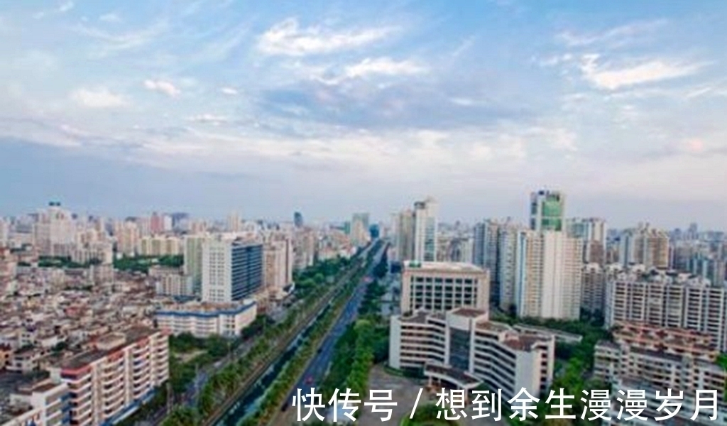 精装房|买房选毛坯房还是精装房好一算账才知谁划算，你买错了没有