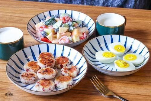 家里有孩子,早餐不能凑合,全职妈妈每天6点起床做,每天不重样