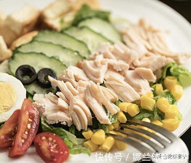 鸡蛋黄|三伏天最适合减脂,少吃“3黄”,多吃“2白”,低脂不缺营养