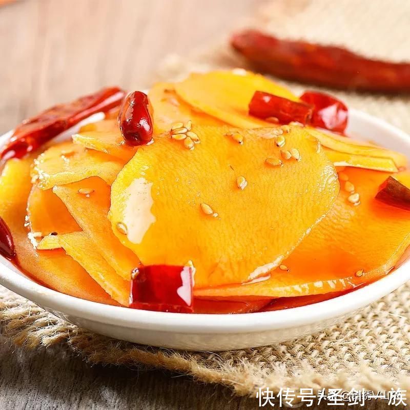 朋友|朋友聚餐来家里吃饭，做了这12道菜，全部都光盘，朋友让我去开店