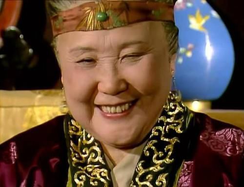 都只看到贾母长寿,谁看到她一生经历过的苦?秦可卿和元春都不如