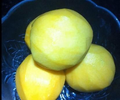 当水果“剥皮”后你还认识吗赌10包辣条，7成人只能认出橘子