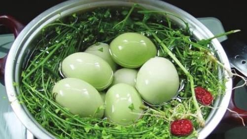 4物|4物是子宫肌瘤的“大冤家”,女人多吃点,有助于活血化瘀消肌瘤