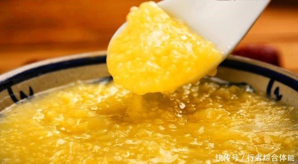 熬小米粥时，最忌讳直接下锅煮！大厨牢记3点，米油厚，特香稠