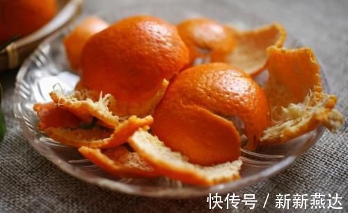 橘子|橘子皮放锅里蒸一蒸，大多数人不知道有啥用途，看完就明白了
