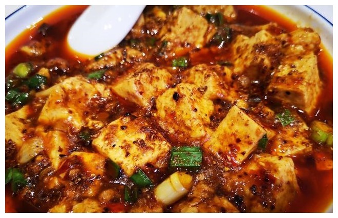 麻婆豆腐怎么做才好吃大厨;要学会2次勾芡,不然豆腐不入味!