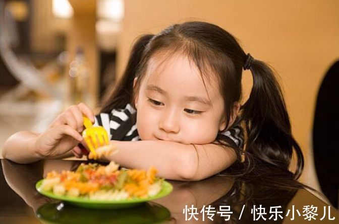 睡眠质量|立秋后,父母从“5方面”多努力,避免孩子换季生病,别做错